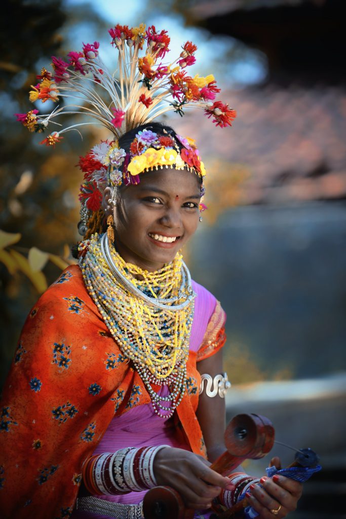 tribe in kanha national park